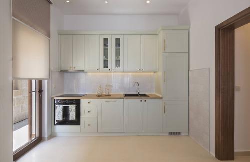 Lapcici Villa | Sea View Villa w Pool and Garden in Budva