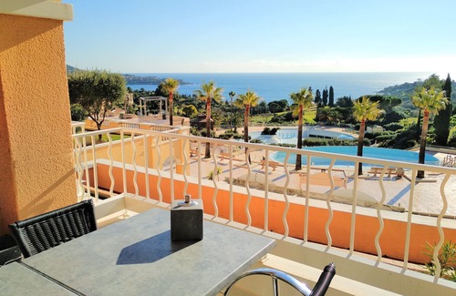 Agay Apartamento | Sea view Village Cap Estérel Agay- St Raphaël on the French Riviera