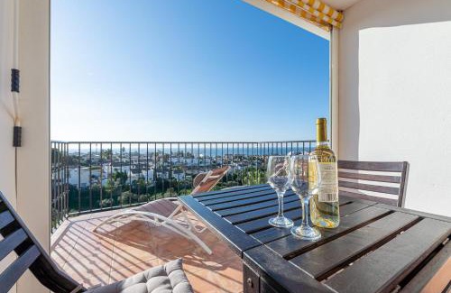 El Faro Apartamento | Sea Views 1 Bed Apt Colinas Del Faro