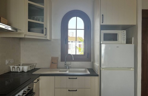 Platges de Fornells Apartamento | Vistas y piscina en Playas de Fornells