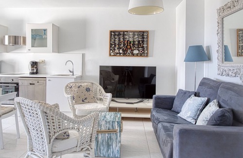 Calella Apartamento | Vistas al mar. Gran terraza solárium. Privada. De uso exclusivo.
