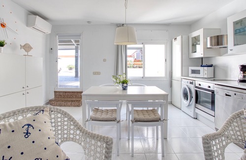 Calella Apartamento | Vistas al mar. Gran terraza solárium. Privada. De uso exclusivo.