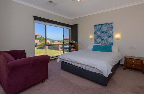 South Bunbury Casa | Sea Views on Ramillies - Families Welcome WIFI