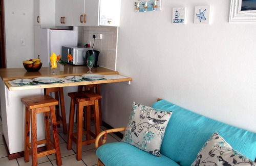 Nature's Valley Apartamento | Sea Why is a self-catering apartment in Nature's Valley , 5 min from the beach