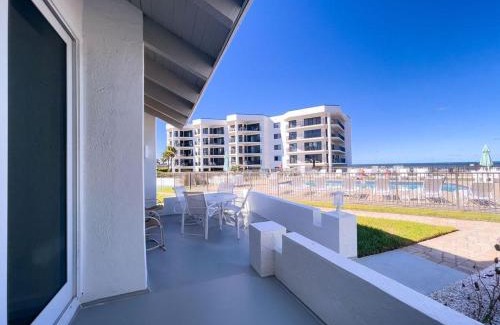 New Smyrna Beach Casa | Sea Winds Condominiums I