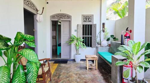 Midigama East Hotel | Sea You Surfers Nest