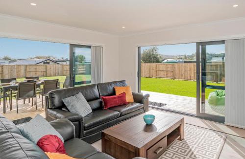 Cooks Beach Casa | Seabliss - Cooks Beach Holiday Home