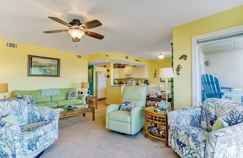 Ocean Cay Condominio | Seaboard Condo with Breathtaking Views of the Ocean by RedAwning