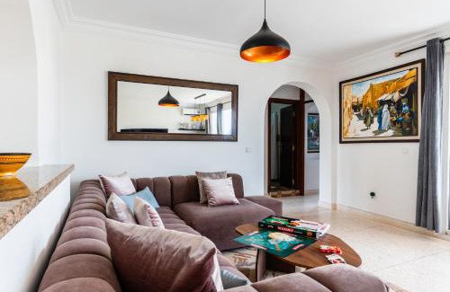 Arbaa Sahel Casa | Seabreeze 2BR Haven Ocean Walk and Sunsets
