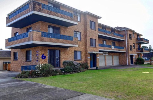 Tuncurry Apartamento | Seabreeze 6 - ¡Frente a Tuncurry Bowling Club!