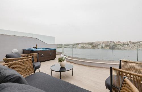 St. Paul's Bay Apartamento | Seabreeze Apartments Penthouse By Homely Malta!