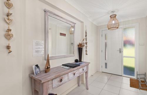 Shoal Bay Casa | Seabreeze at Shoal Bay