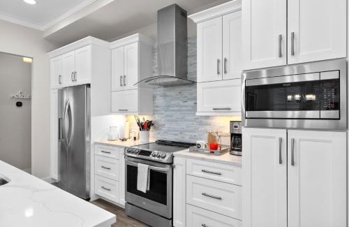 The Shores Casa | Seabreeze Cottage - Private home at The Shores home