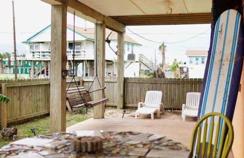 Surfside Beach Casa | Seabreeze Sueños ※ Surfside Abode a Walk to Beach