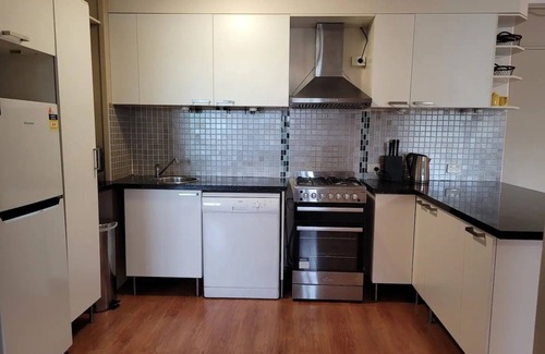 Mosman Park Apartamento | Seabreeze Sunsets Apartment sleeps 4 in Mosman Park near river beach Freo trains