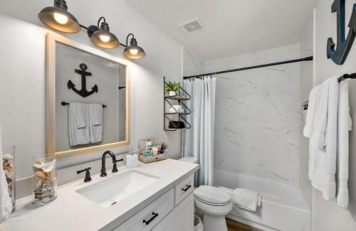 El Lago Casa | Seabrook 3BR Near Kemah Boardwalk, El Jardin Beach