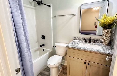 Dale Casa | Seabrook Coastal Cottage - Beaufort and Parris Island