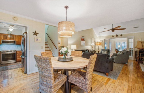 Seabrook Island Cabaña | Seabrook Exclusives: 527 Tarpon Pond