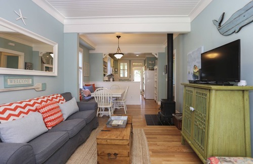 Seabrook Casa | Seabrook's Happy Days: Dog Friendly!