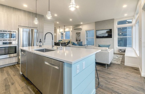Seabrook Casa | Seabrook's RoShamBo: Oceanview, Dog Friendly