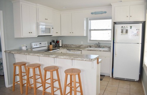 Fort Morgan Cabaña | Seaclusion Beach View Cottage, Pet Friendly
