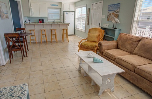 Fort Morgan Cabaña | Seaclusion Beach View Cottage, Pet Friendly