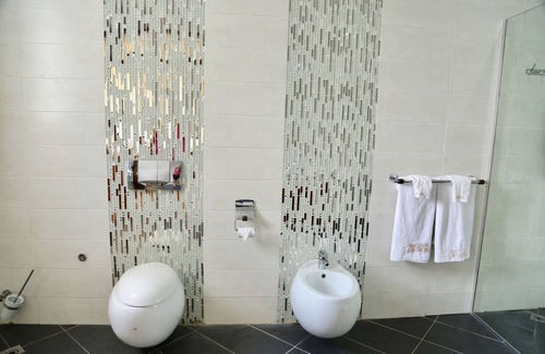 Galu Hotel | Seaclusion Diani