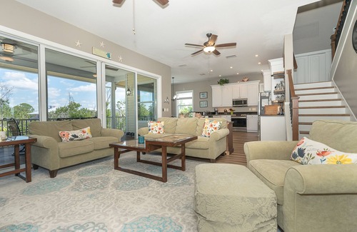 Palm Island Casa | SEACLUSION - Island Paradise Home Close to the Beach with Pool and Boat Dock