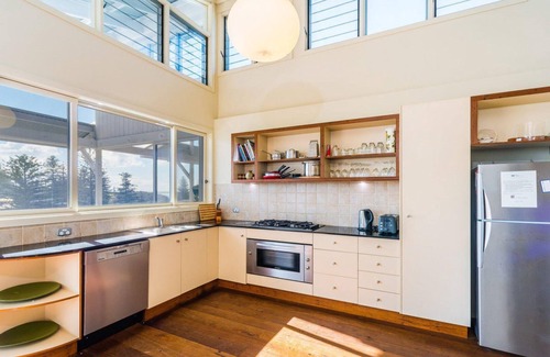 Yamba Casa | SeaCrest - piscina y vistas!