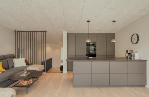 Vestmanna Casa | Seadreams Nest - Luxurious Waterfront Retreat