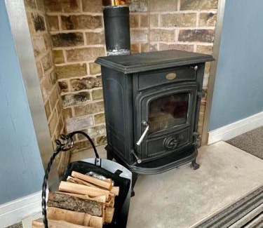 Nairn Casa | Seaforth Cottage -Dog friendly, Historical Fishertown, central location
