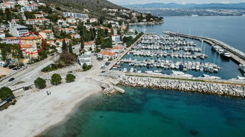 Icici Apartamento | Seafront Apartment Ičići