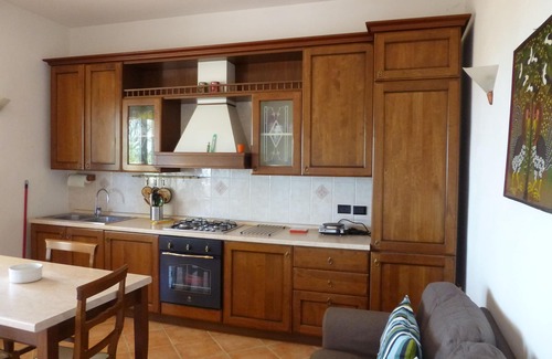 Casal Borsetti Apartamento | Apartamento junto al mar en la primera planta, con amplia terraza, en una casa renovada