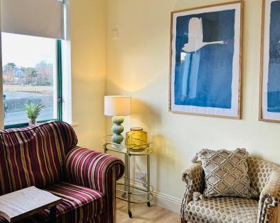 Westport Casa | Seafront Cottage Amazing Seaview 3 Double Bedrooms