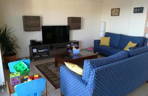 Kalamaria Apartamento | Seafront Family Apartment & free parking, the Cruiseflat