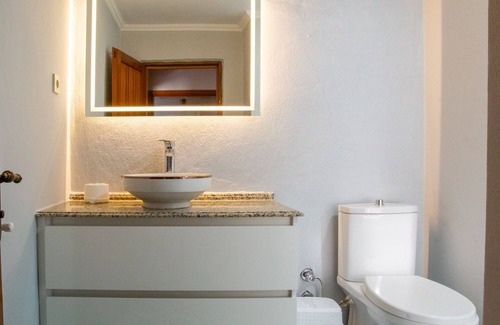 Urla Apartamento | Seafront Flat w Fireplace, Terrace 1 min to Beach