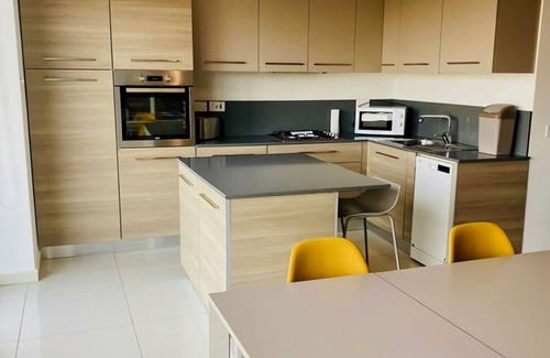 Msida Apartamento | Seafront Highly finished 2 Bedroom Apartment