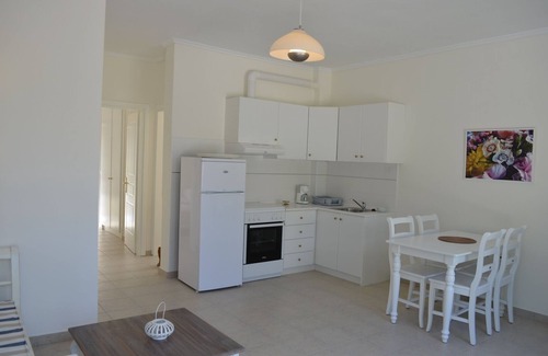 Nea Propontida Apartamento | Casa de vacaciones frente al mar n. ° 2, en una larga playa de arena, GeoMare, planta baja
