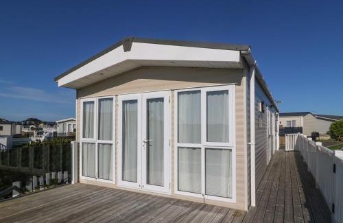 Rhyd-y-clafdy Casa | Seafront Holiday Home 2