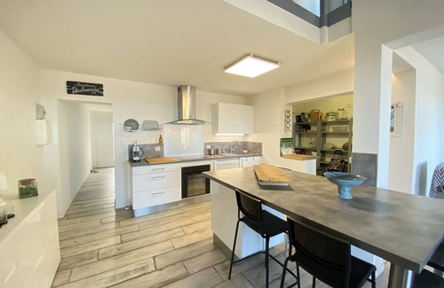 Saint-Pierre-la-Mer Casa | Seafront house