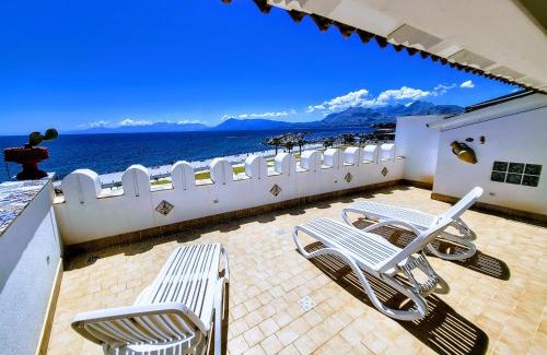 Porticello Apartamento | Seafront House Gabbiano Azzurro