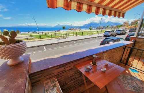 Porticello Apartamento | Seafront House Gabbiano Blu