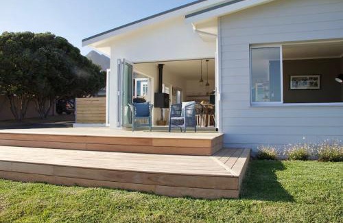 Kleinmond Casa | Seafront house with a view