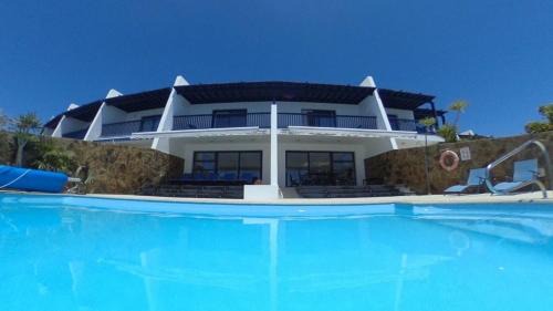 Puerto Calero Villa | Seafront Puerto Calero Villa