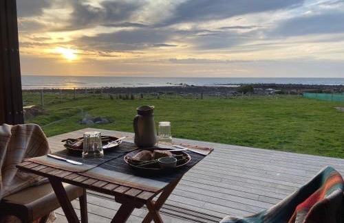 Warea Casa | Seafront, Sauna, Architecture The Surf Nest Full House