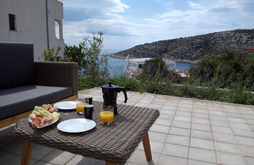 Razanj Casa | Seafront Villa Hrvatska with 6 bedrooms