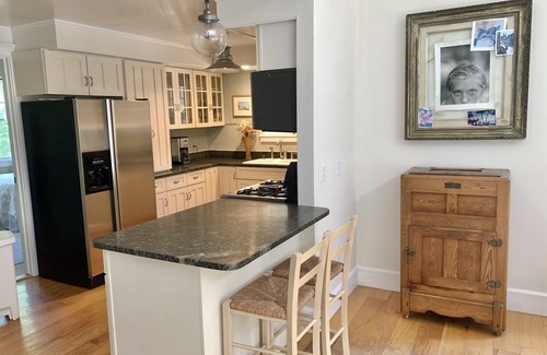 Katama Casa | 'Sea Glass Cottage', cerca de Edgartown y South Beach, a pie de Great Pond