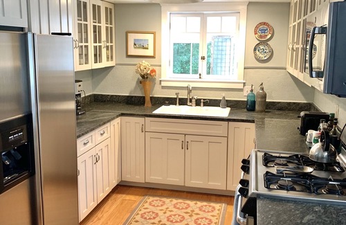 Katama Casa | 'Sea Glass Cottage', cerca de Edgartown y South Beach, a pie de Great Pond