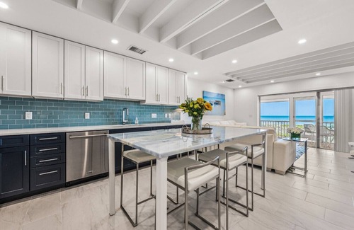 Boca Grande Casa | Seagrape 7 - 3 bed / 2 Bath - Beachfront Boca Grande - South End of the Island
