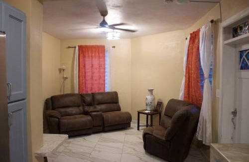 Estate Contant Apartamento | Seagrape a New Apartment with a Sea View and Ideal Location